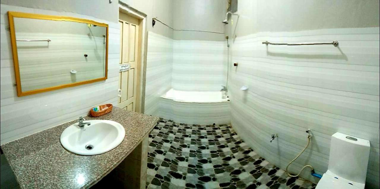 Jade Garden Hotel Bago Bagian luar foto